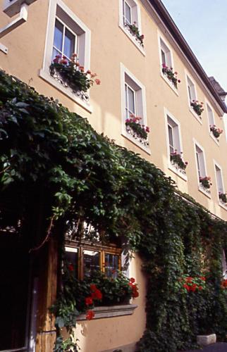 入口, Bayerischer Hof in 基青根