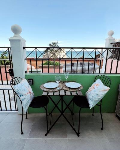 Unique Waterfront Duplex on the Mediterranean - Caleta, Catalan Bay, Gibilterra (foto 4)