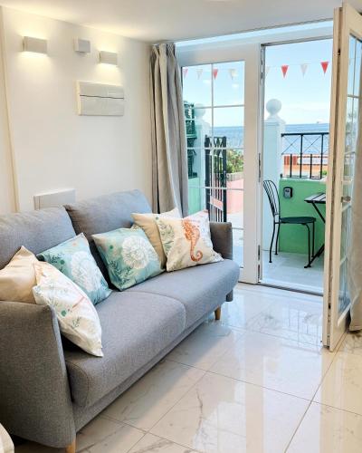 Unique Waterfront Duplex on the Mediterranean - Caleta, Catalan Bay, Gibilterra (foto 2)