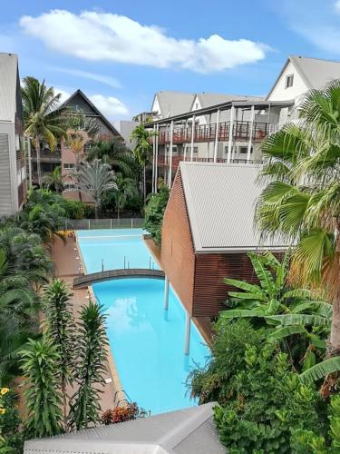 . Appartement Moderne à Saint-Pierre avec Vue sur la mer et Piscine
