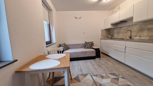HAPPYESTATE- ul Krawiecka 1 - Just In Center - OLD TOWN, Breslau (Foto 9)