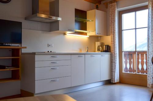 virtuve, Biohof Unterstein in Ultimo