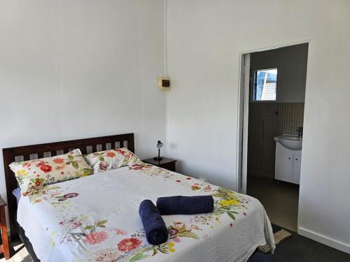 Cosy one bedroom self contained apartment in Cuvu