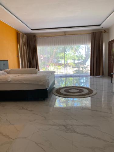 Sunmoon Beach Resort Likupang Timur in Kalinaun