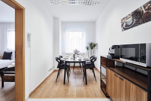 N01 Apartment im Künstlerviertel - Nähe Innenstadt und UBahn, 2 Zimmer, 3 Einzelbetten und ein Doppelbett, Núremberg (foto 8)