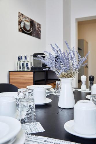 N01 Apartment im Künstlerviertel - Nähe Innenstadt und UBahn, 2 Zimmer, 3 Einzelbetten und ein Doppelbett, Núremberg (foto 10)