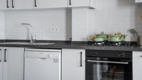 Cozy flat in Kadıköy 2BR New Hou, Стамбул (фото 2)