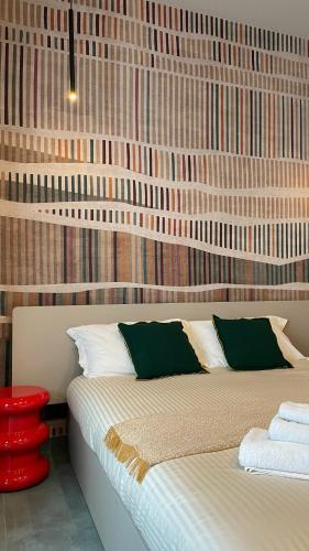 Double Room image 10