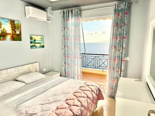 Apartment with Sea View image 5