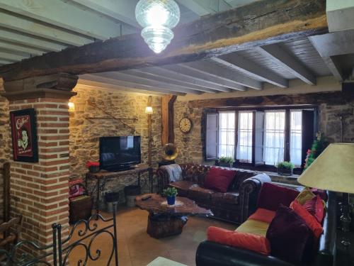 Hotel Rural La Casa Encanto in Espinosa de los Monteros