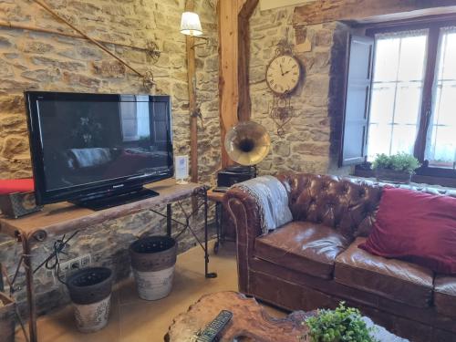 La Casa Encanto - image 5