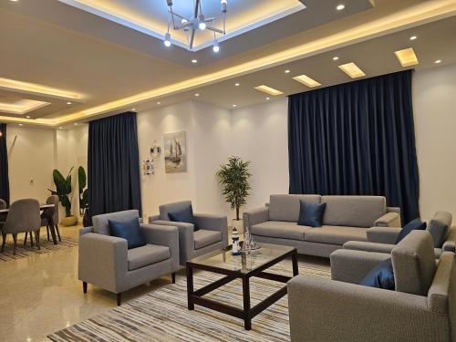 شقق مفروشة 3 غرف نوم حديثة وواسعة - Modern 3-bedroom furnished apartments, Město 6. října (fotografie 4)