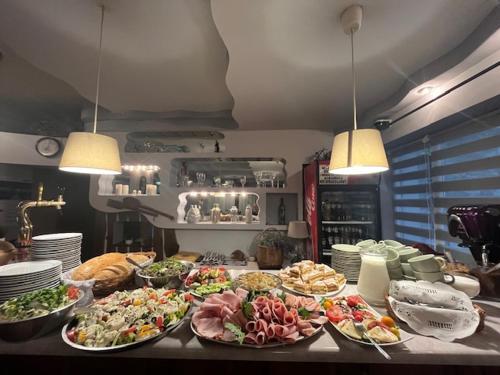 Паб/Коктейль-бар, Hotel WIR in Rzgów