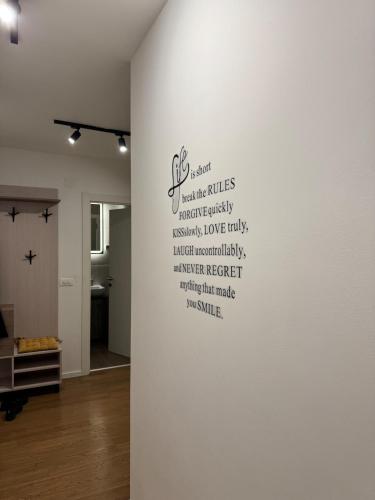 Sunny Nest Sunny Nest