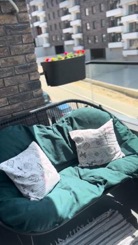 Sunny Nest Sunny Nest