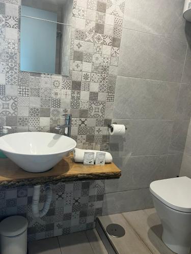 Hostal La Palmera Room Type - Twin Room
