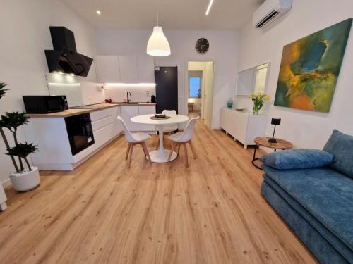 Casa Ross - appartamento Elegante e Confortevole, recentemente Rinnovato, Verona (foto 6)