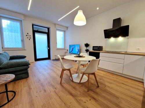 Casa Ross - appartamento Elegante e Confortevole, recentemente Rinnovato, Verona (foto 9)