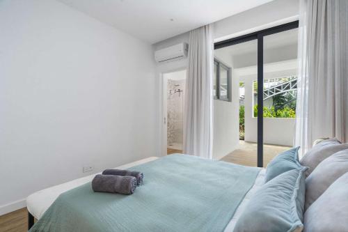 Luxury Apartment with Private Pool by Sealodge Luxury Apartment with Private Pool by Sealodge