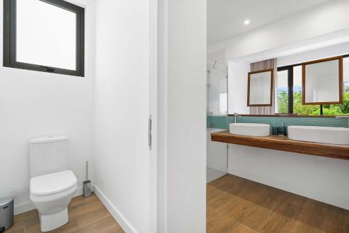 Luxury Apartment with Private Pool by Sealodge Luxury Apartment with Private Pool by Sealodge