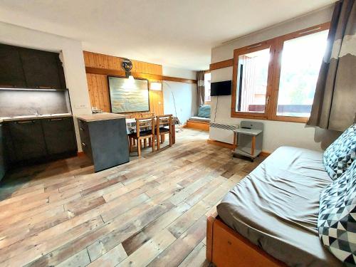 Appartement traditionnel avec balcon à Plagne 1800 - FR-1-351-52 (Appartement traditionnel avec balcon a Plagne 1800 - FR-1-351-52) in 라 플라뉴