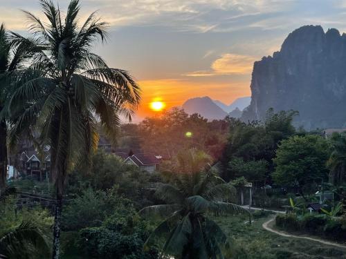 Ban công/sân hiên, Leng Saysana Guesthouse in Vang Vieng