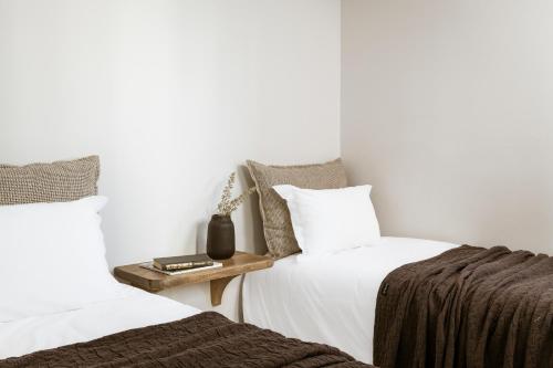 635771104 NĒRO Suites by NOMÉE Hospitality Group