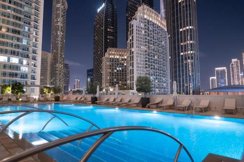 Luxurious 4BR Burj Khalifa & full fountain view - image 4