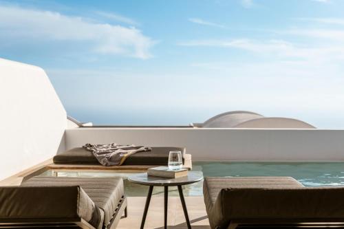 635775918 NĒRO Suites by NOMÉE Hospitality Group