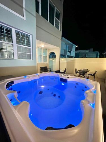 Steps from stunning beaches, near El Yunque and Carabali