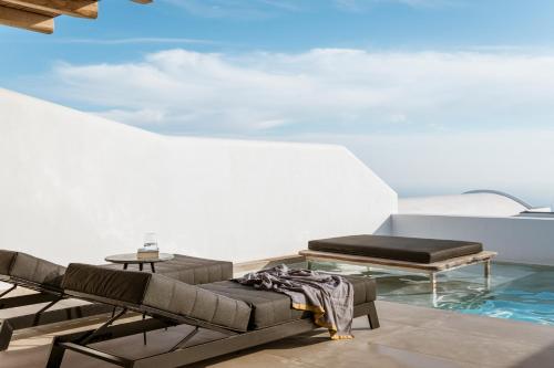 635778887 NĒRO Suites by NOMÉE Hospitality Group