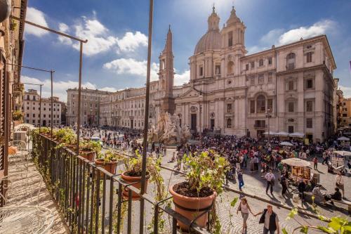 Navona, 3 bedrooms, unique and spectacular view, Rome