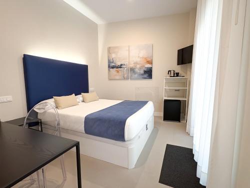 Sevilla DosTorres Room Type - Double Room with Patio