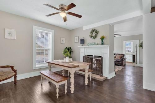 Lenoir City Cottage - Remodeled - Close to Lake in 勒努瓦市