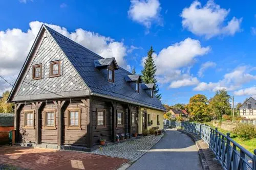 Ferienhaus Sissi - Wellness-Paradies in ruhiger Lage mit Whirlpool und Sauna in Großschönau, Deutschland