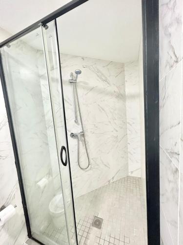 Aluche Aparment A - image 8