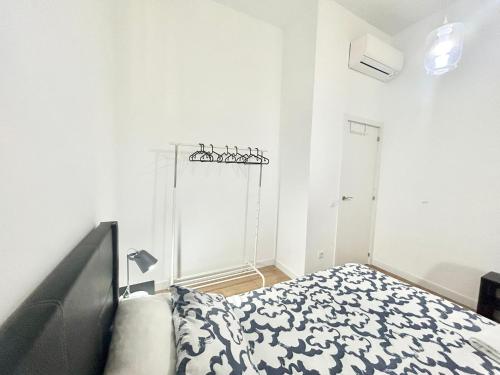 Aluche Aparment A - image 13