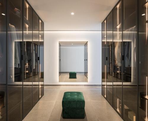 Spectacular Luxury & Design Home, Seville (photo 3)