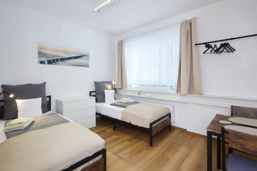 Lemon Suites 2, Apartment für kleine Gruppen und Teams, Nürnberg (Foto 8)