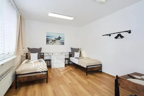 Lemon Suites 2, Apartment für kleine Gruppen und Teams in Nürnberg, Deutschland
