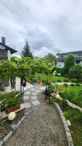 Whole Apartment Marechal near zurich airport free Parking Wifi in Hohentengen, Deutschland