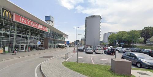 Venice Home Mestre FS free parking, Venice