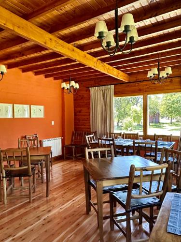 Restorāns, El Pedregoso Casa Amarilla in Villa Lago Rivadavia