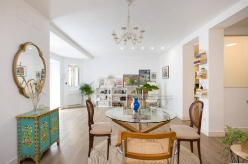Large terrace 3 minutes from the beach in Getxo
