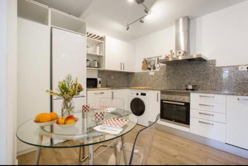 Large terrace 3 minutes from the beach in Getxo