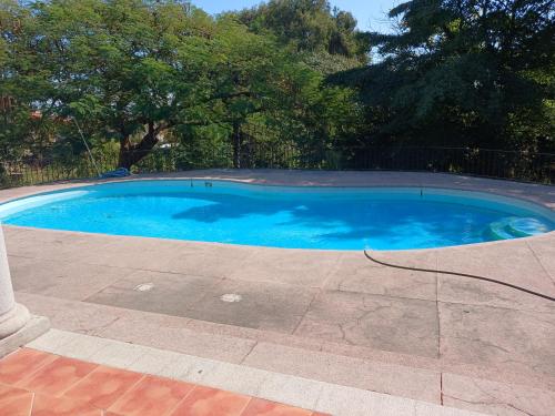 Casa con alberca y jardin en parres jiutepex in Sin Asignación En Nombre de Asentamiento