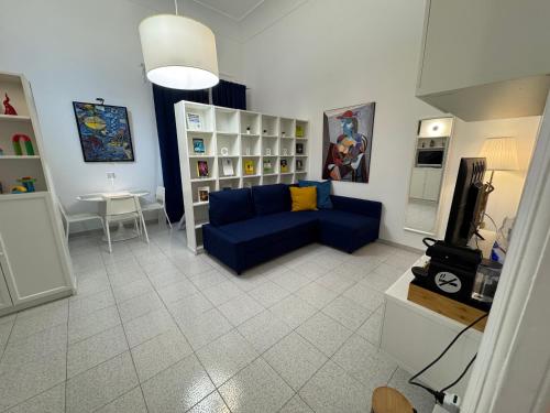 suite cubè al centro storico vicino la scuola Vespucci con parcheggio Con CHIAMATA TELEFONICA per ribasso costi SI PRENOTA SOLO DA ESTERNO CON CHIAMATA TELEFONICA - Apartment - Frattamaggiore