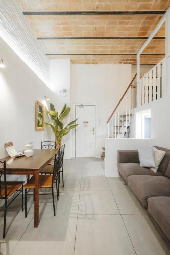 Chic Poble Nou Loft Terrace & Close to The Beach, Barcelone