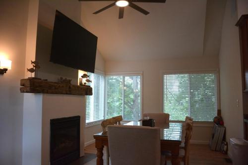 몬티셀로 (IN) Lazy Lake Life Awaits! 4성급 싱글룸 전망