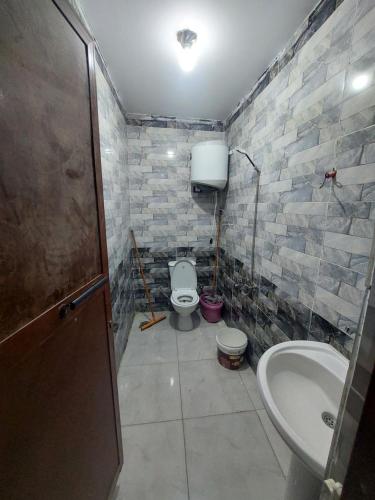 شقه مفروشه جميله جدا بموقع متميز, Il Cairo (foto 10)